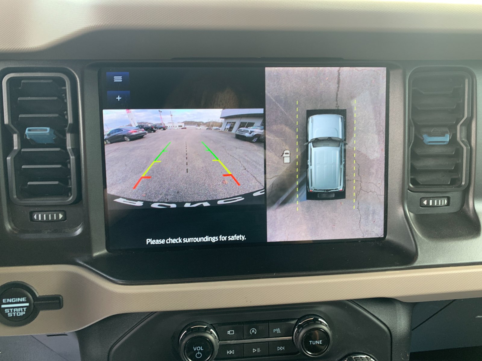 Used 2022 Gray Ford Wildtrak image 23