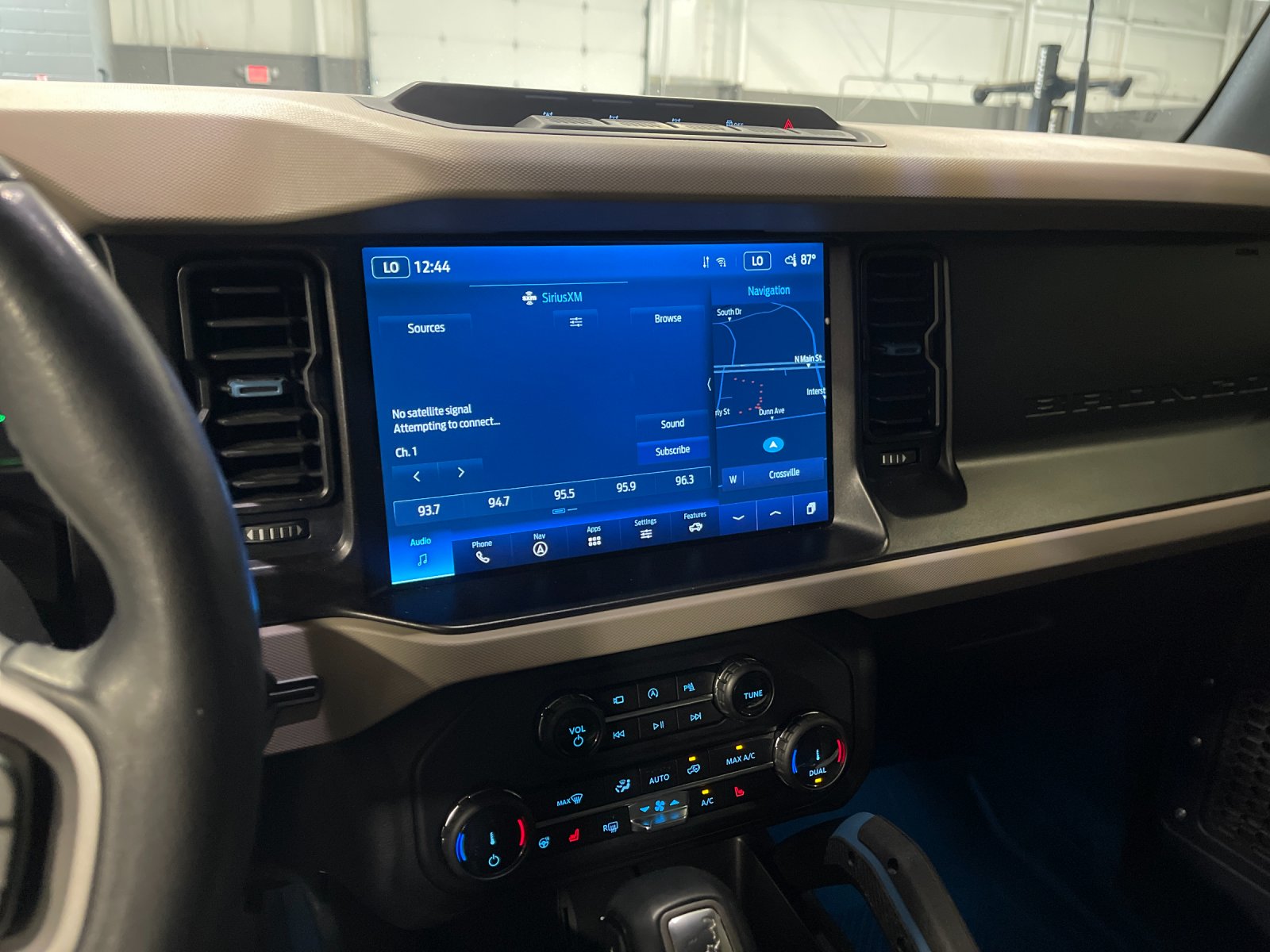 Used 2022 Gray Ford Wildtrak image 20