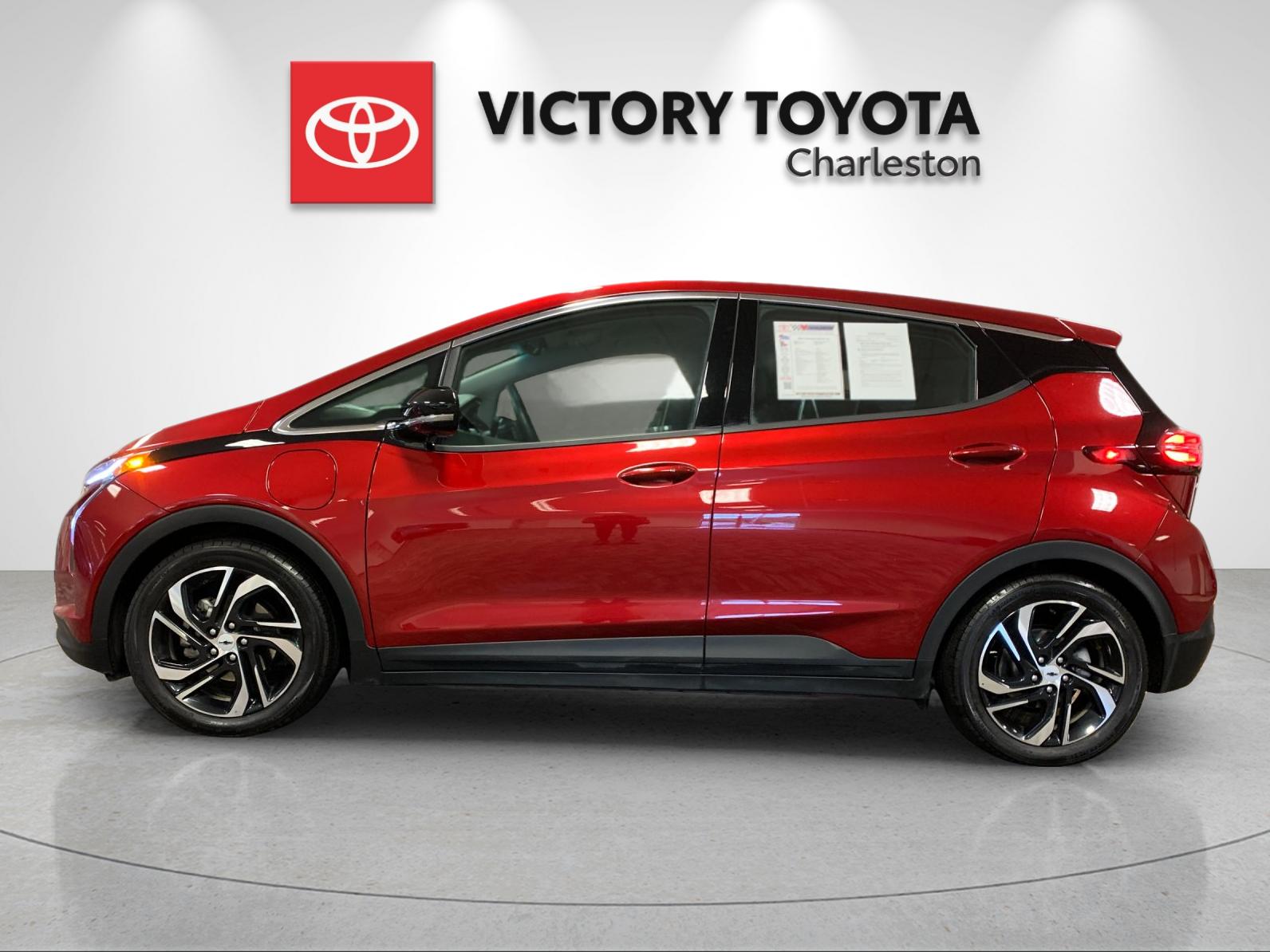 Used 2023 Chevrolet Bolt EV 2LT with VIN 1G1FX6S02P4152167 for sale in Charleston, WV