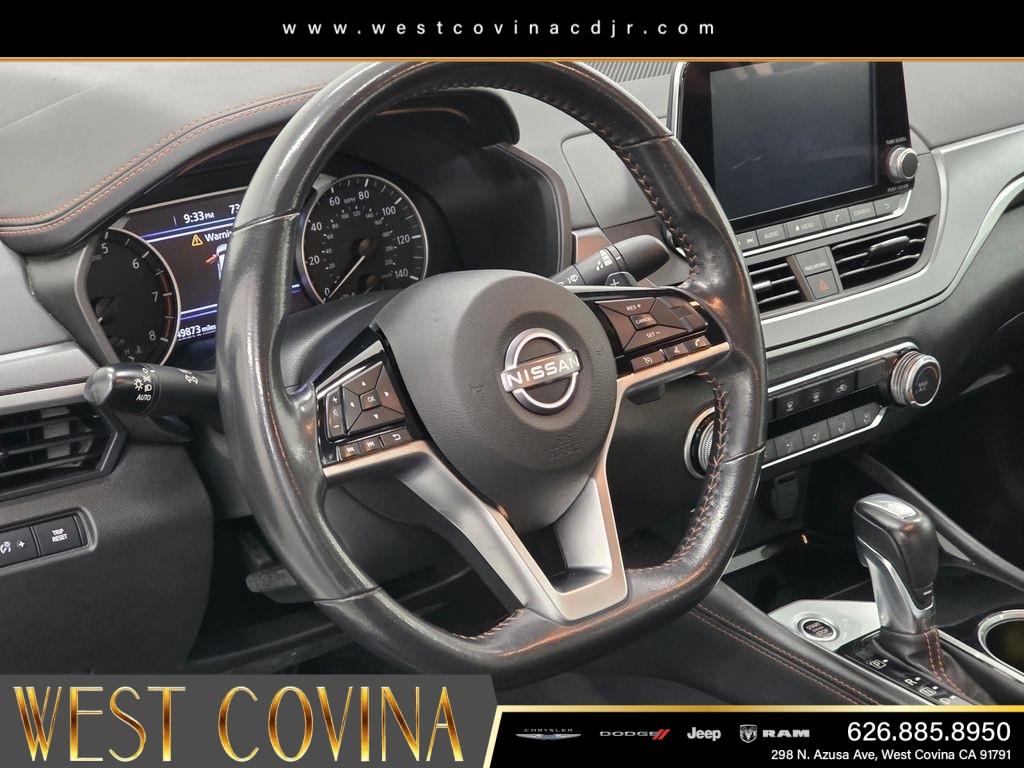 Used 2024 White Nissan 2.5 SR image 23