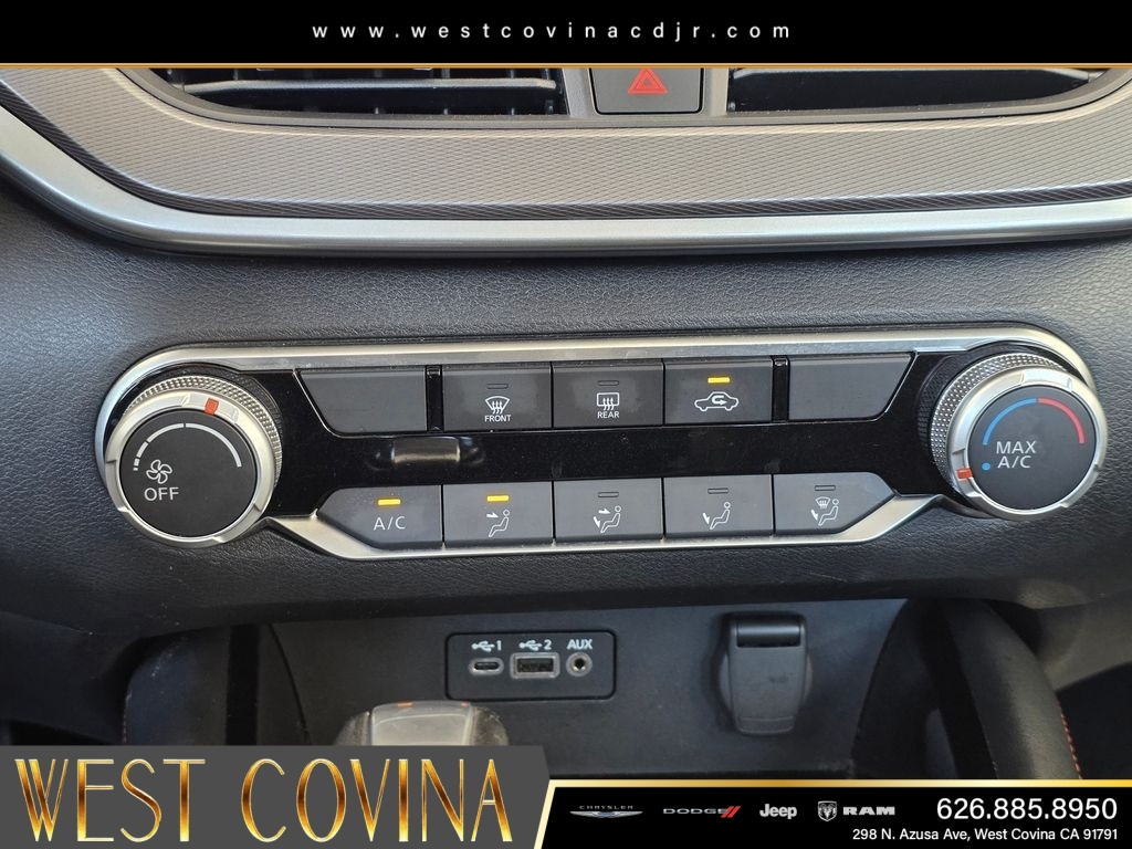 Used 2024 White Nissan 2.5 SR image 25