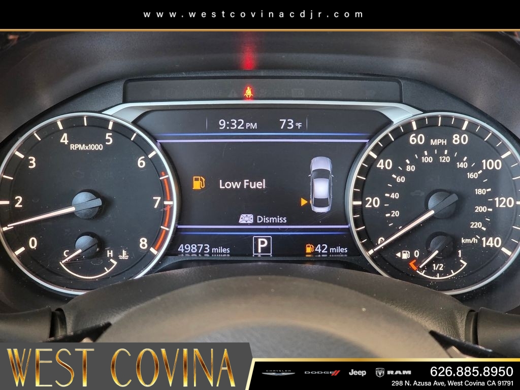 Used 2024 White Nissan 2.5 SR image 28