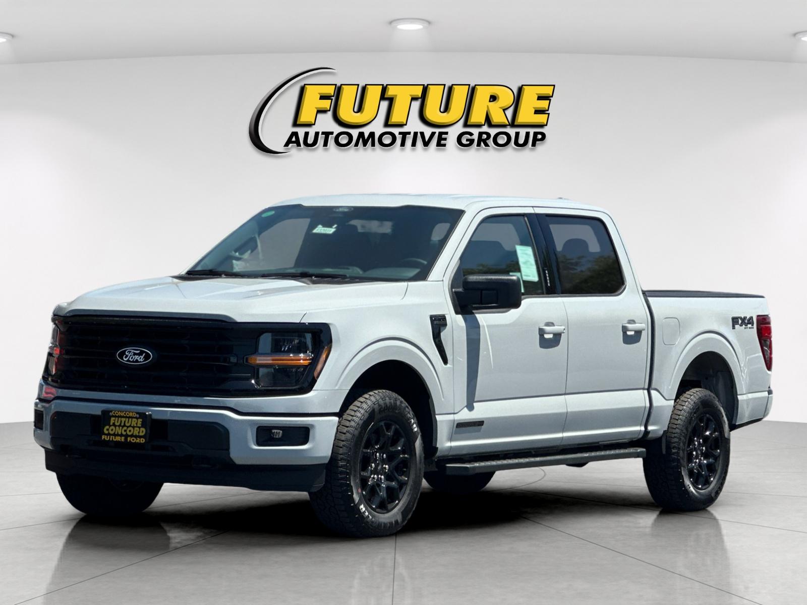 New 2026 Avalanche Ford XLT image 7