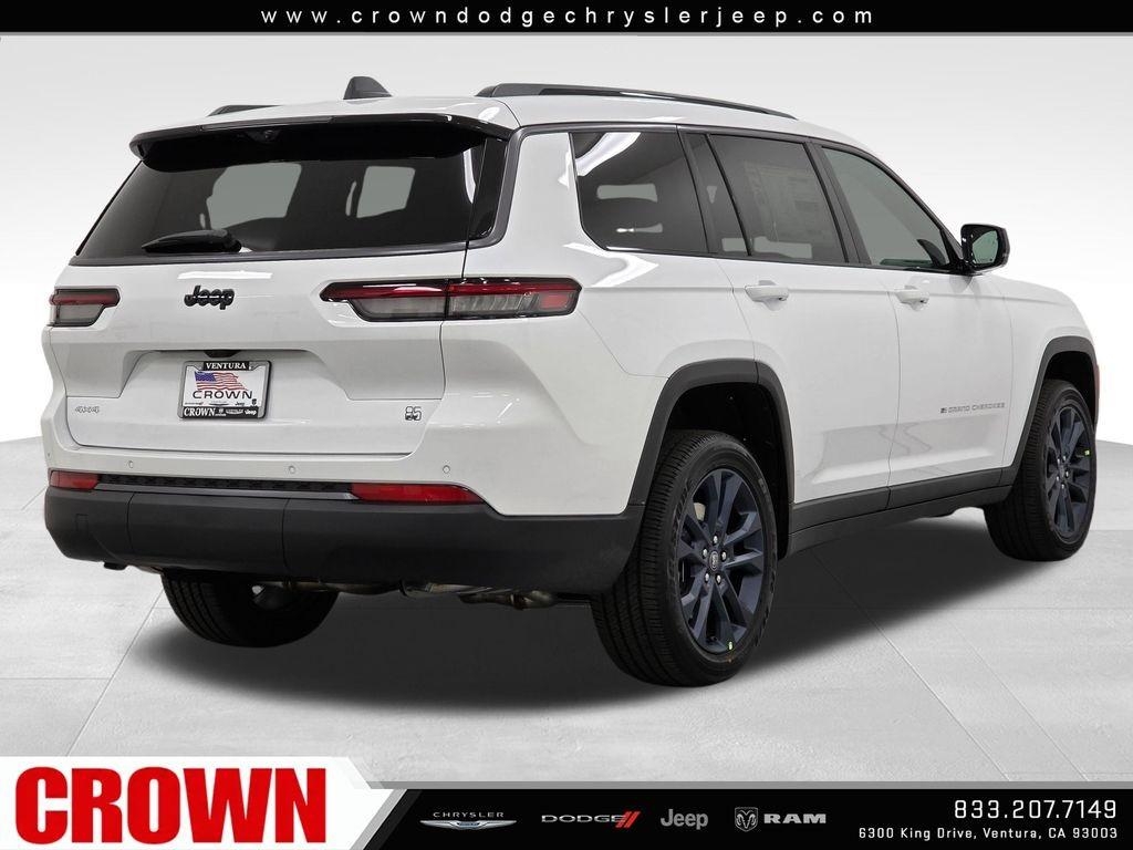 New 2026 Bright White Clear-Coat Exterior Paint Jeep  image 28