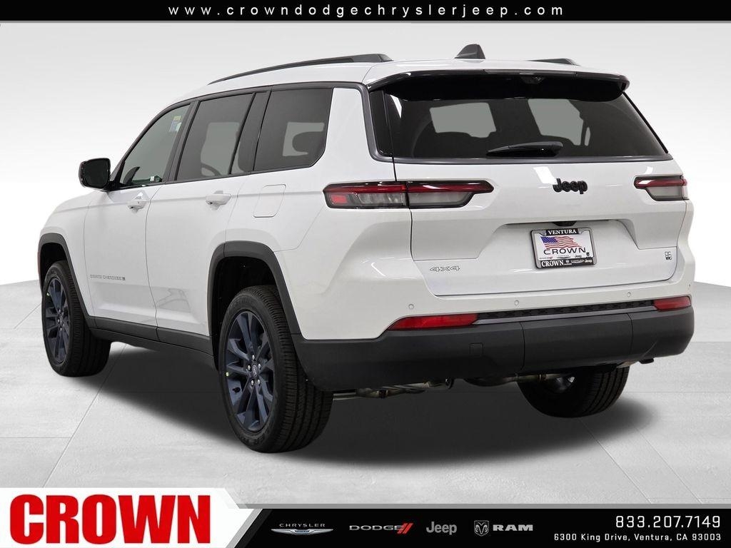 New 2026 Bright White Clear-Coat Exterior Paint Jeep  image 30