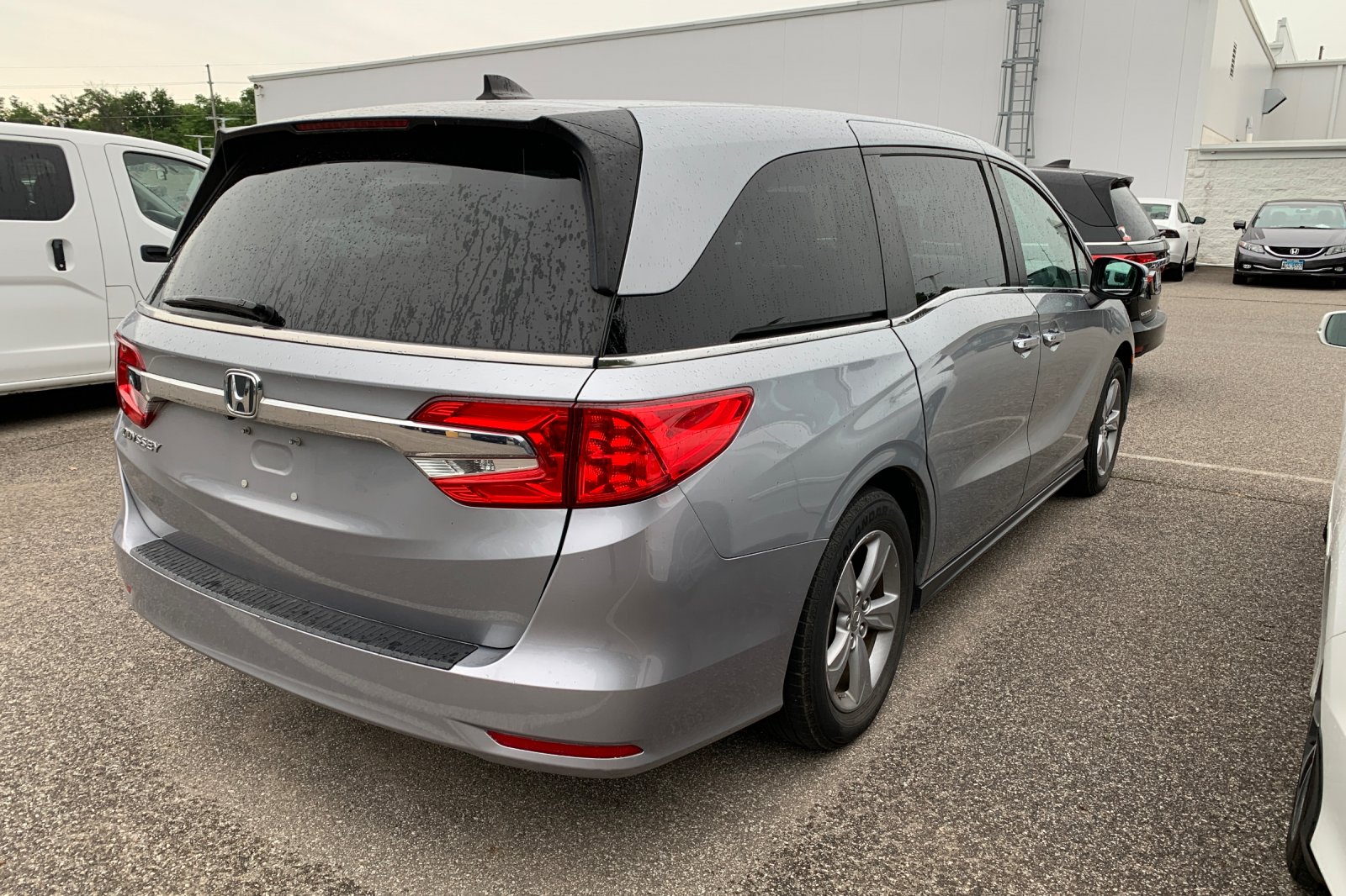 Certified Used 2018 Lunar Silver Metallic Honda EX-L image 5