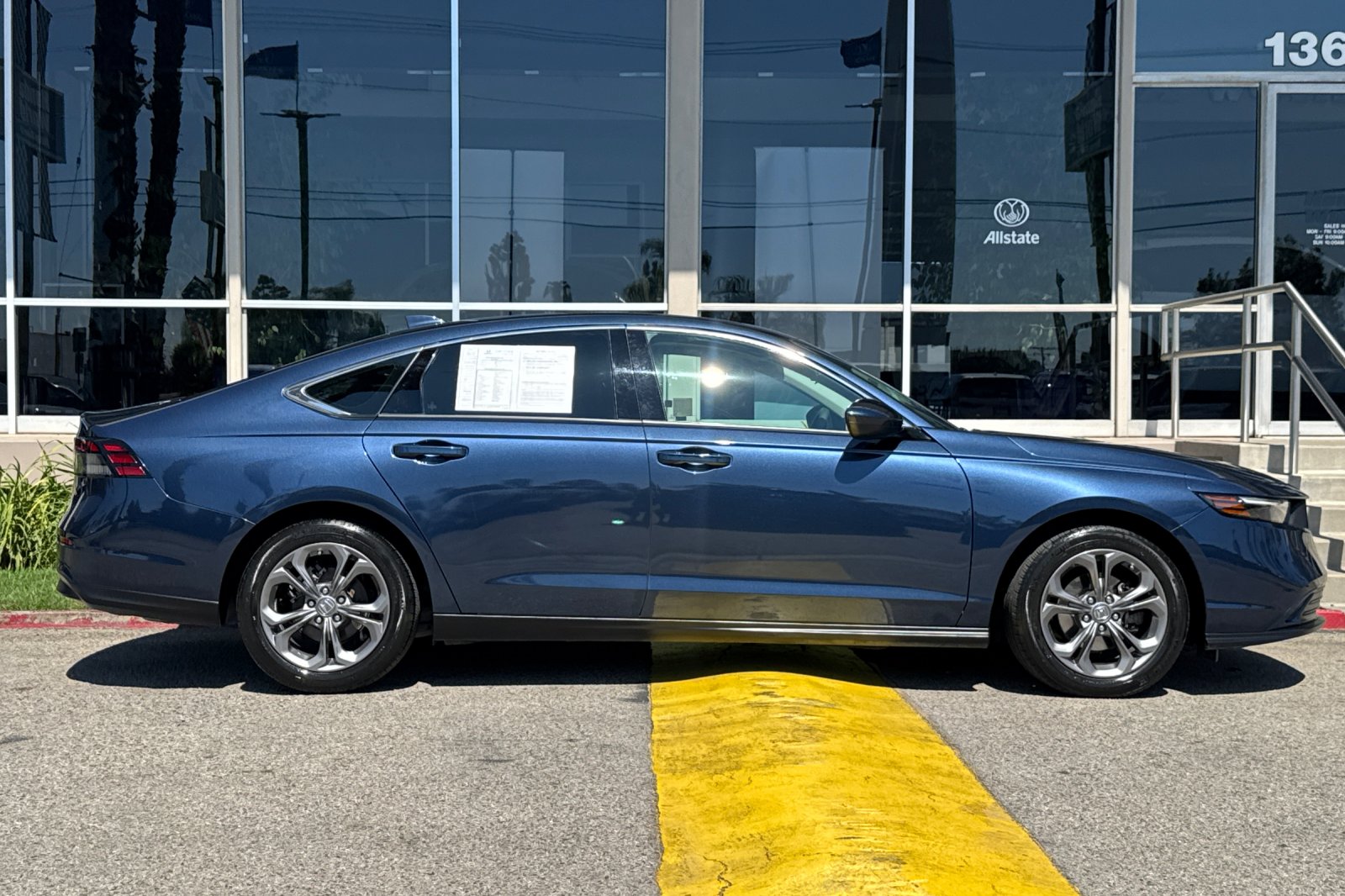 Certified Used 2023 Canyon River Blue Metallic Honda 1.5T EX image 3