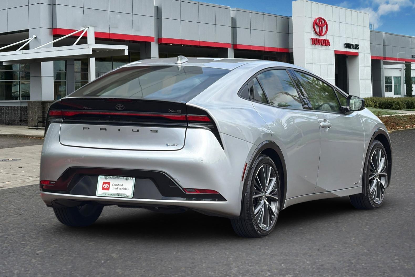 Certified Used 2024 Cutting Edge Toyota XLE image 4