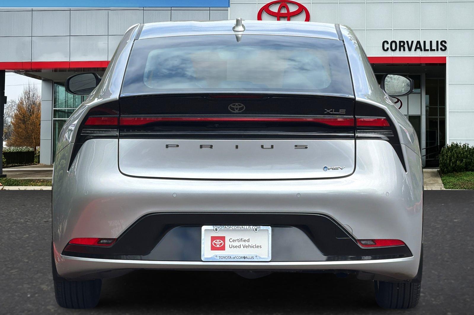 Certified Used 2024 Cutting Edge Toyota XLE image 5