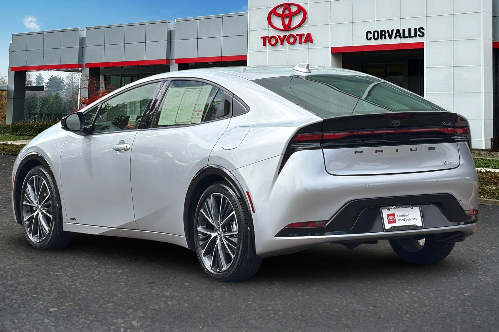 Certified Used 2024 Cutting Edge Toyota XLE image 6