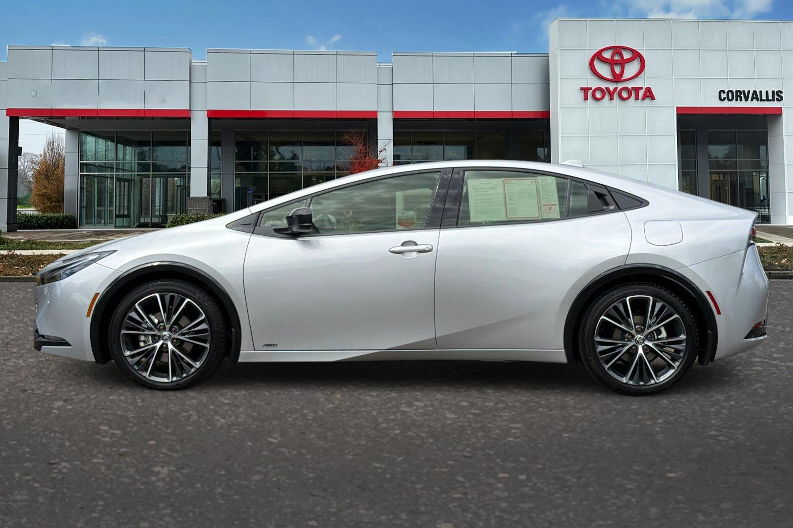Certified Used 2024 Cutting Edge Toyota XLE image 7