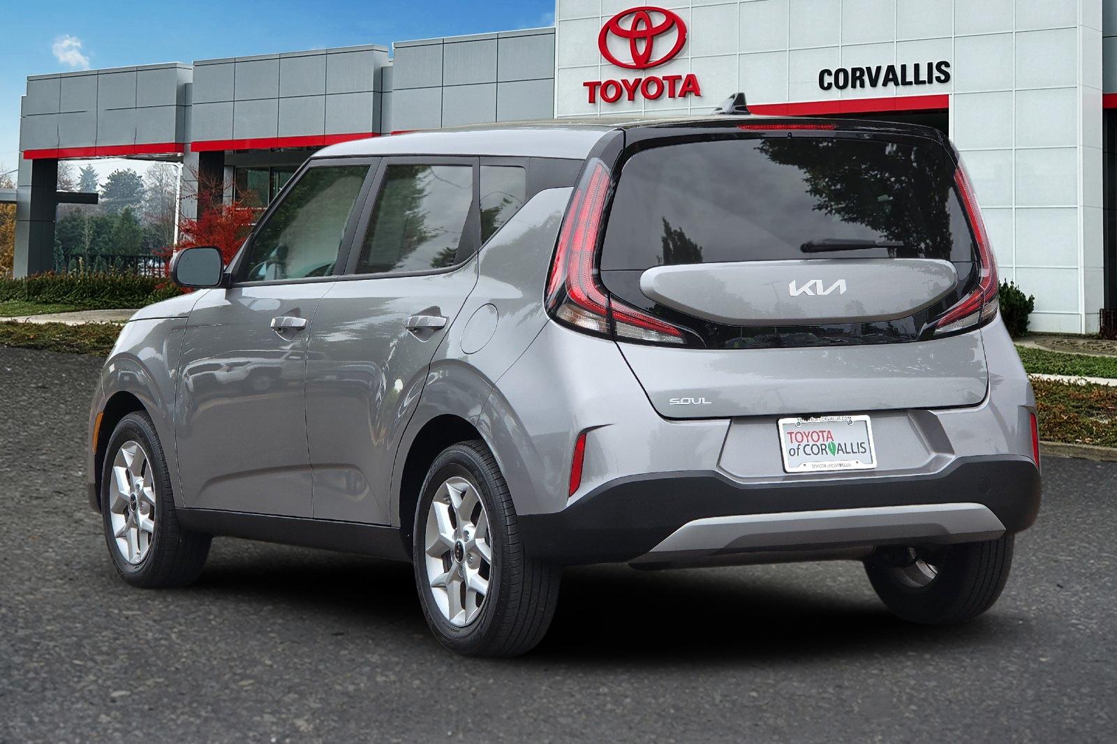 2025 Kia Soul LX - Photo 6