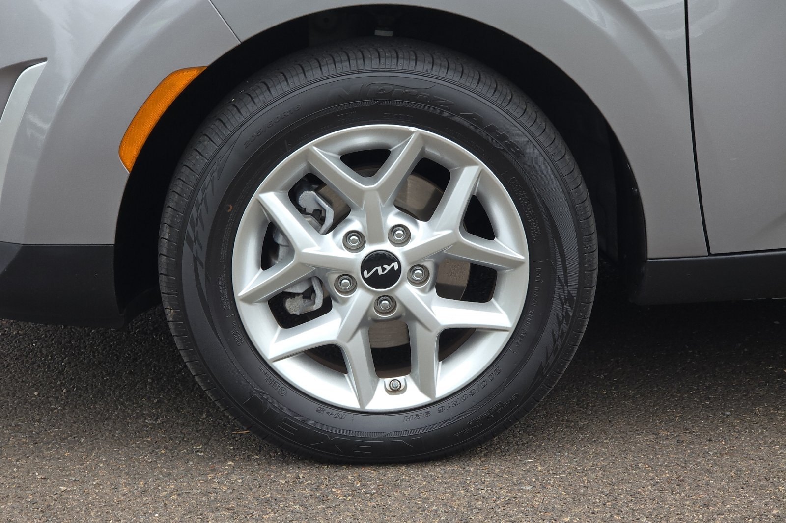2025 Kia Soul LX - Photo 24