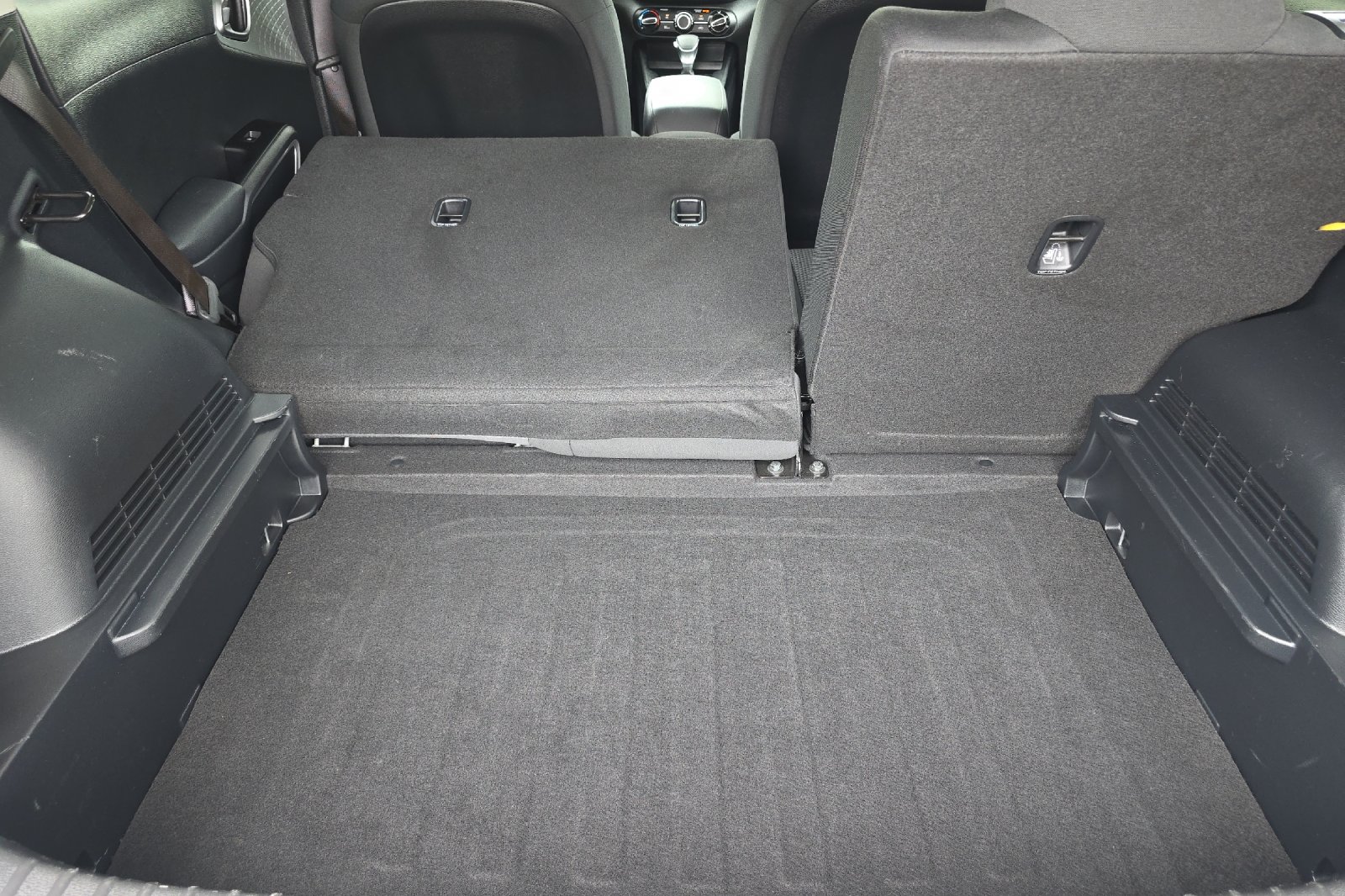 2025 Kia Soul LX - Photo 26