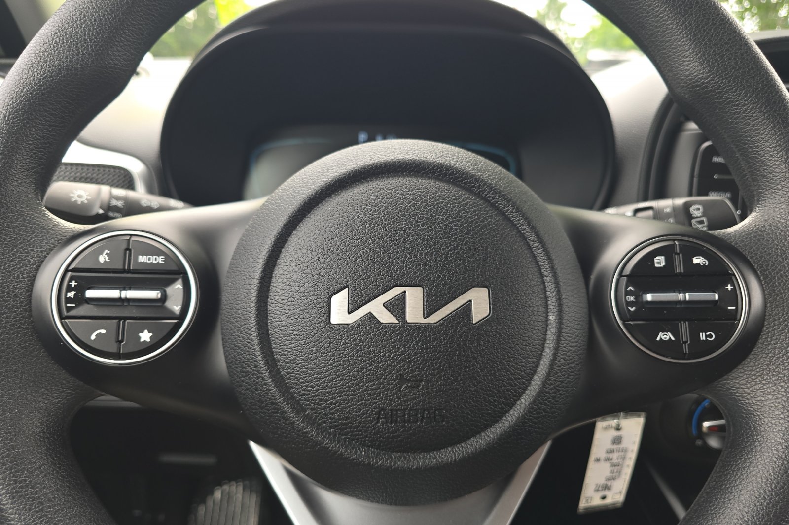2025 Kia Soul LX - Photo 21