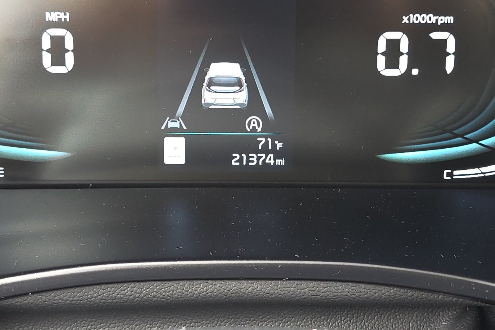 2025 Kia Soul LX - Photo 23