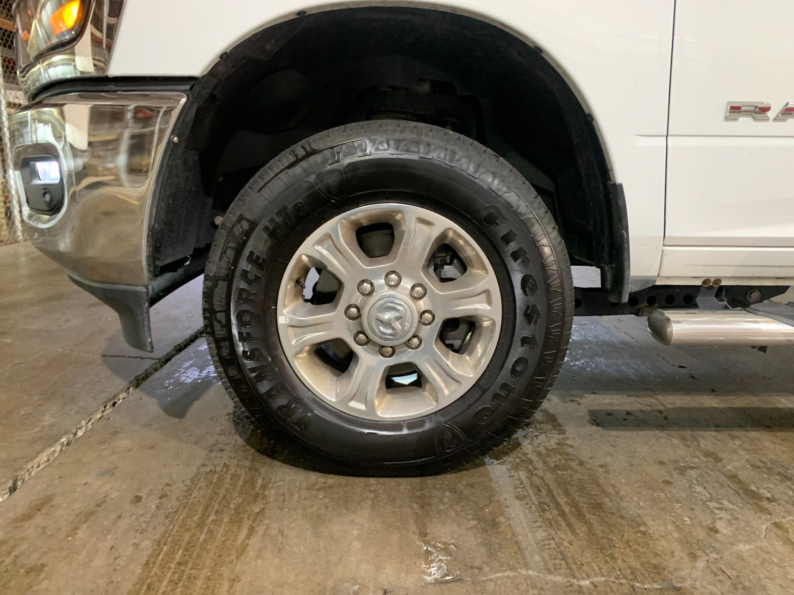Used 2025 White Ram Big Horn image 32