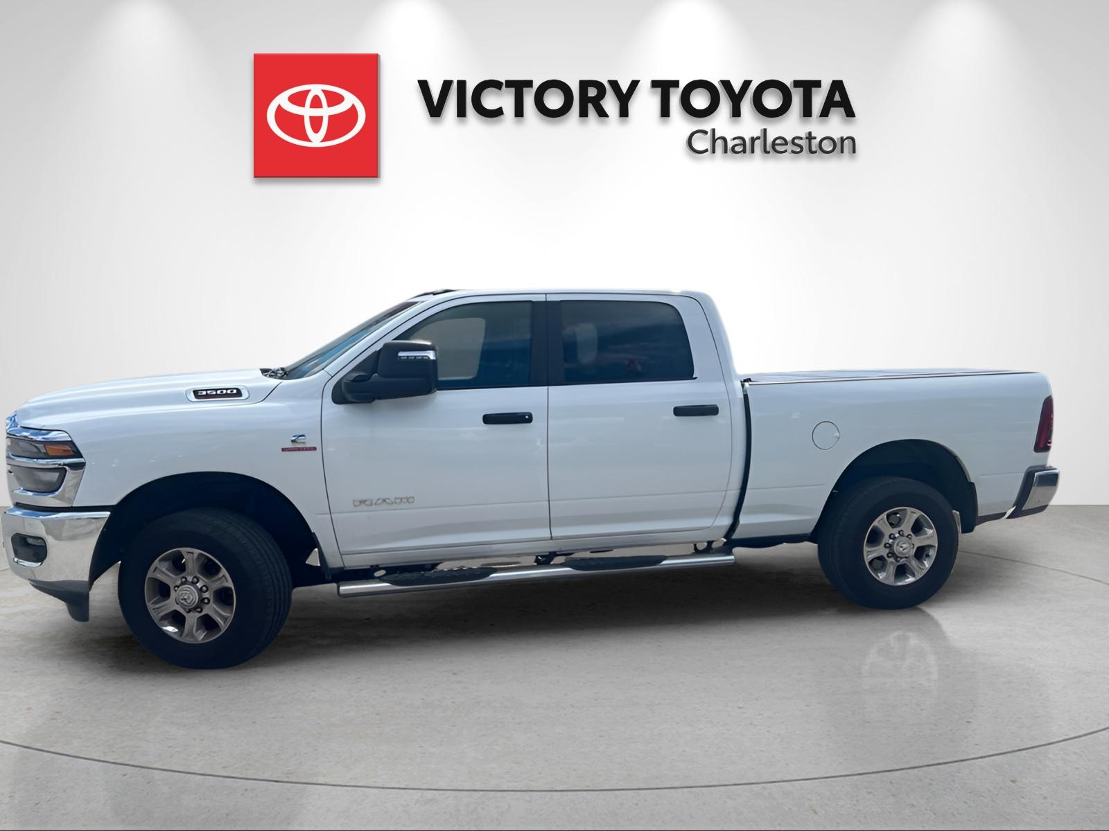 Used 2025 White Ram Big Horn image 2