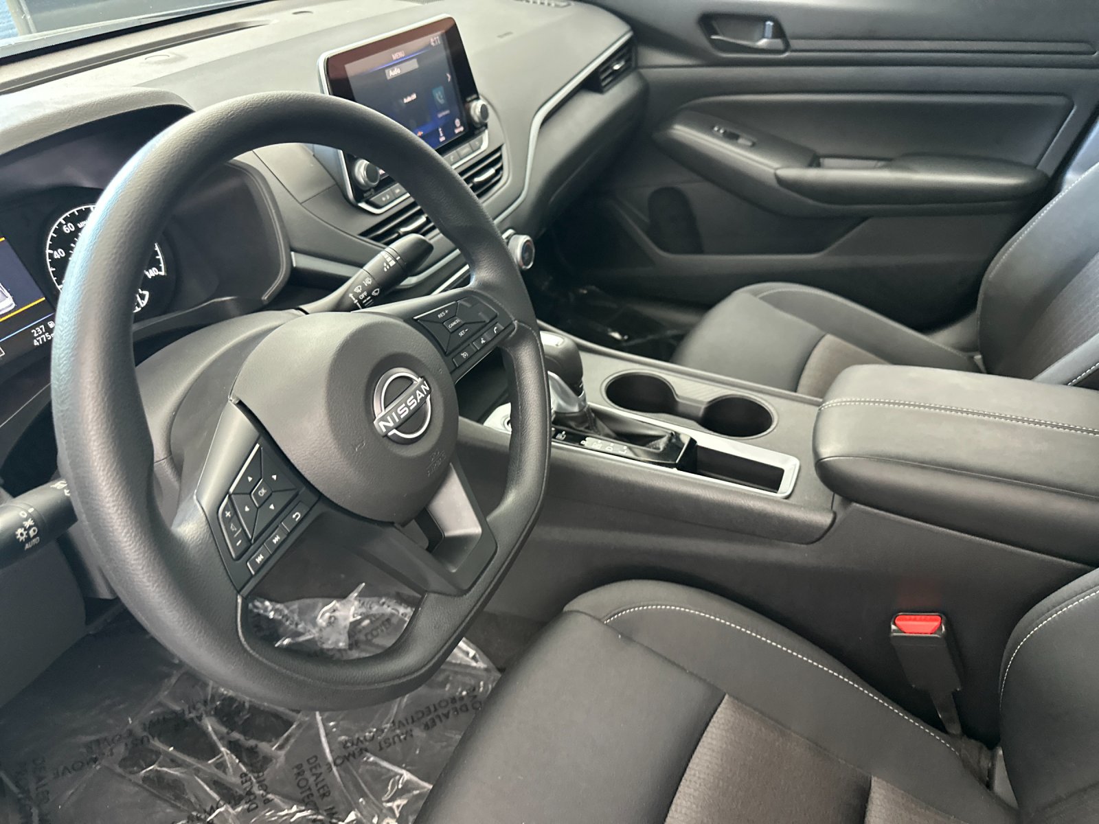Used 2025 Black Nissan 2.5 S image 9