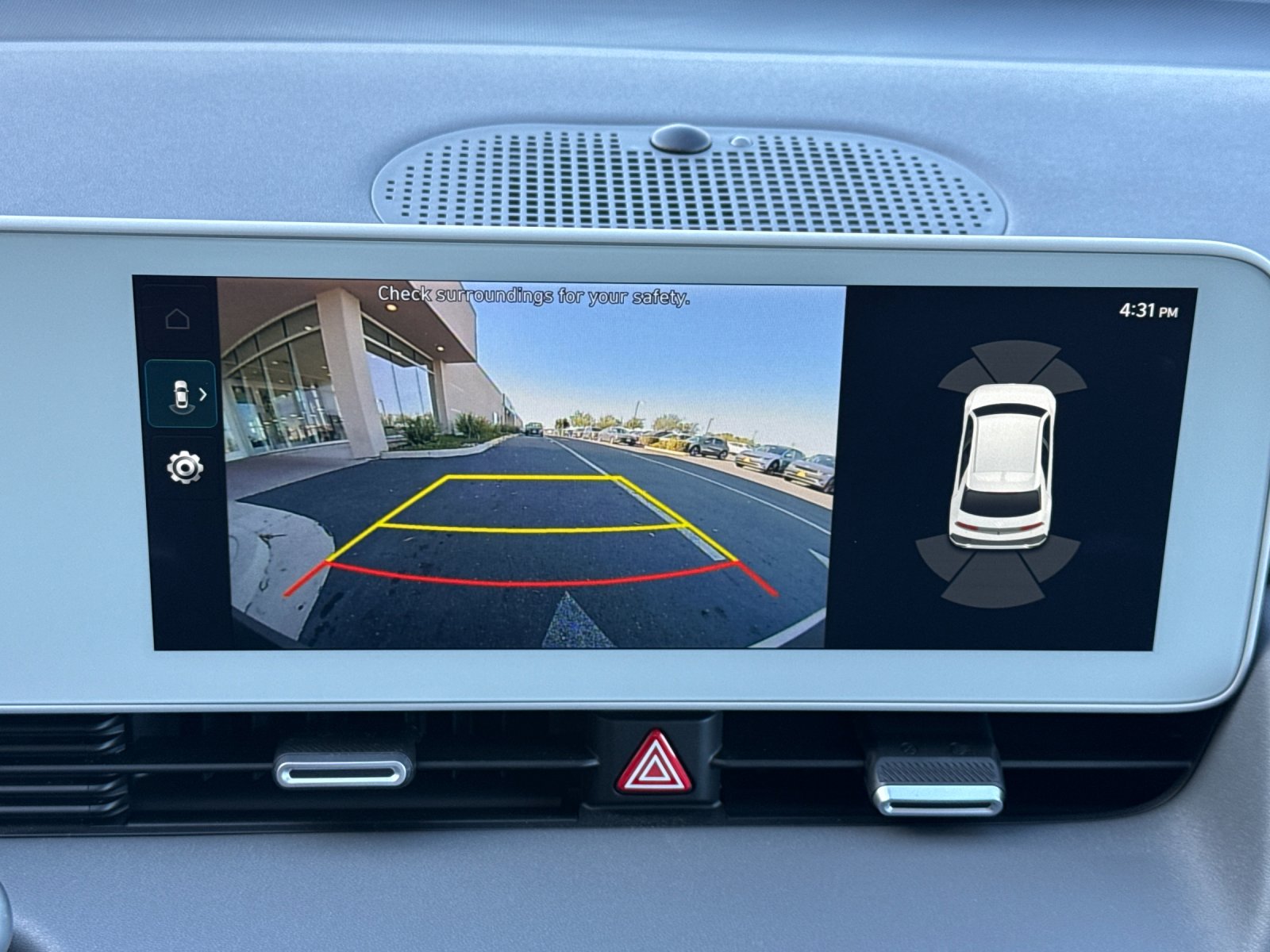 Used 2023 Gold Hyundai SEL image 19