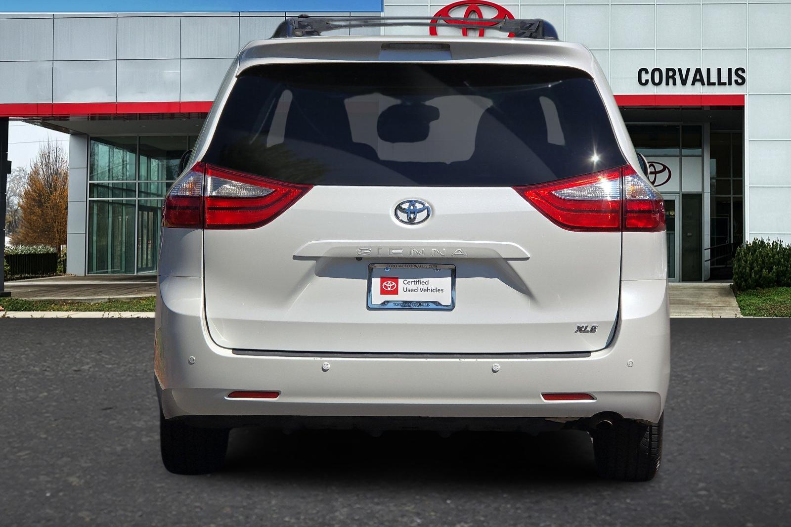 Certified Used 2017 Blizzard Pearl Toyota XLE image 5