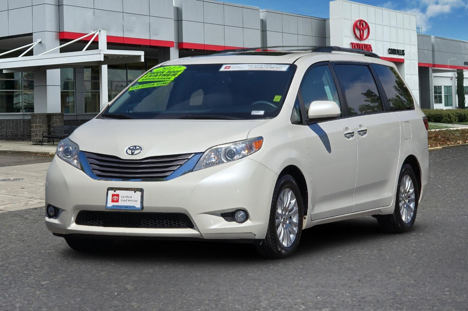 Certified Used 2017 Blizzard Pearl Toyota XLE image 8