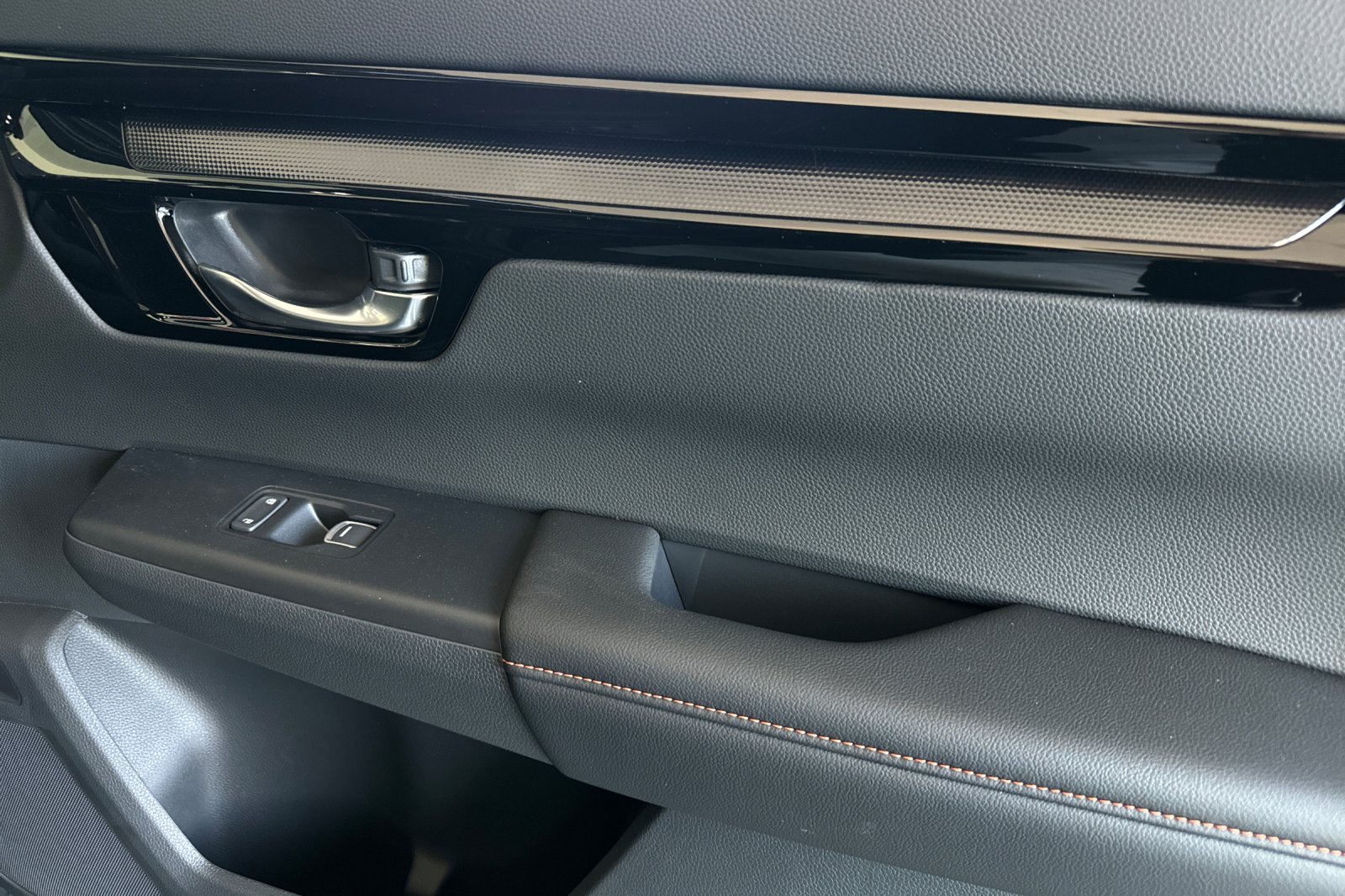 New 2026 Urban Gray Pearl Honda Sport Touring image 17