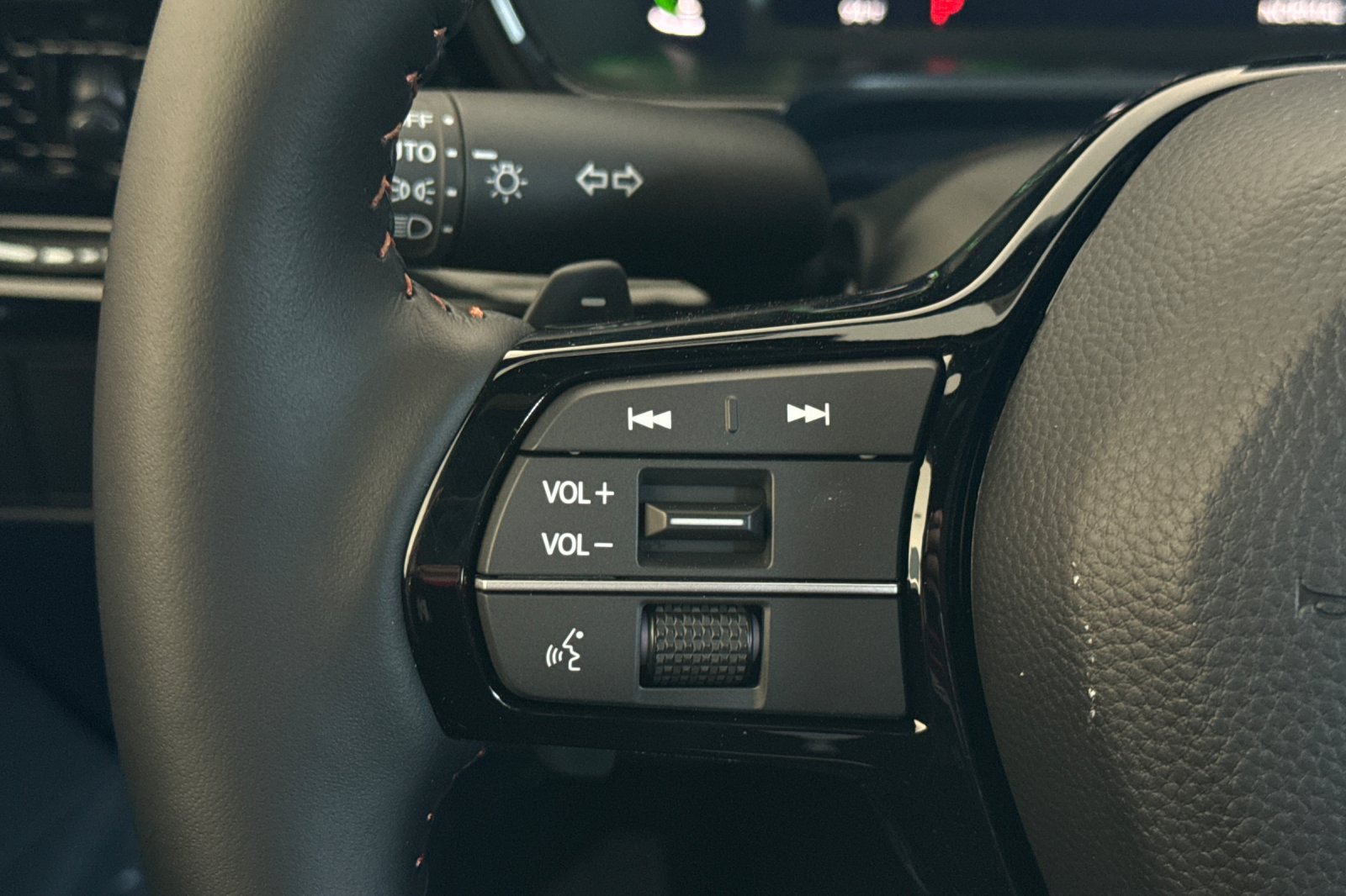 New 2026 Urban Gray Pearl Honda Sport Touring image 24