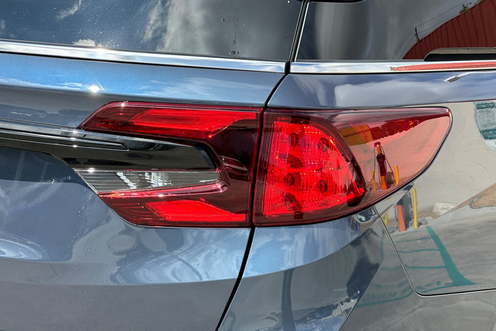 New 2026 Smoke Blue Pearl Honda EX-L image 30