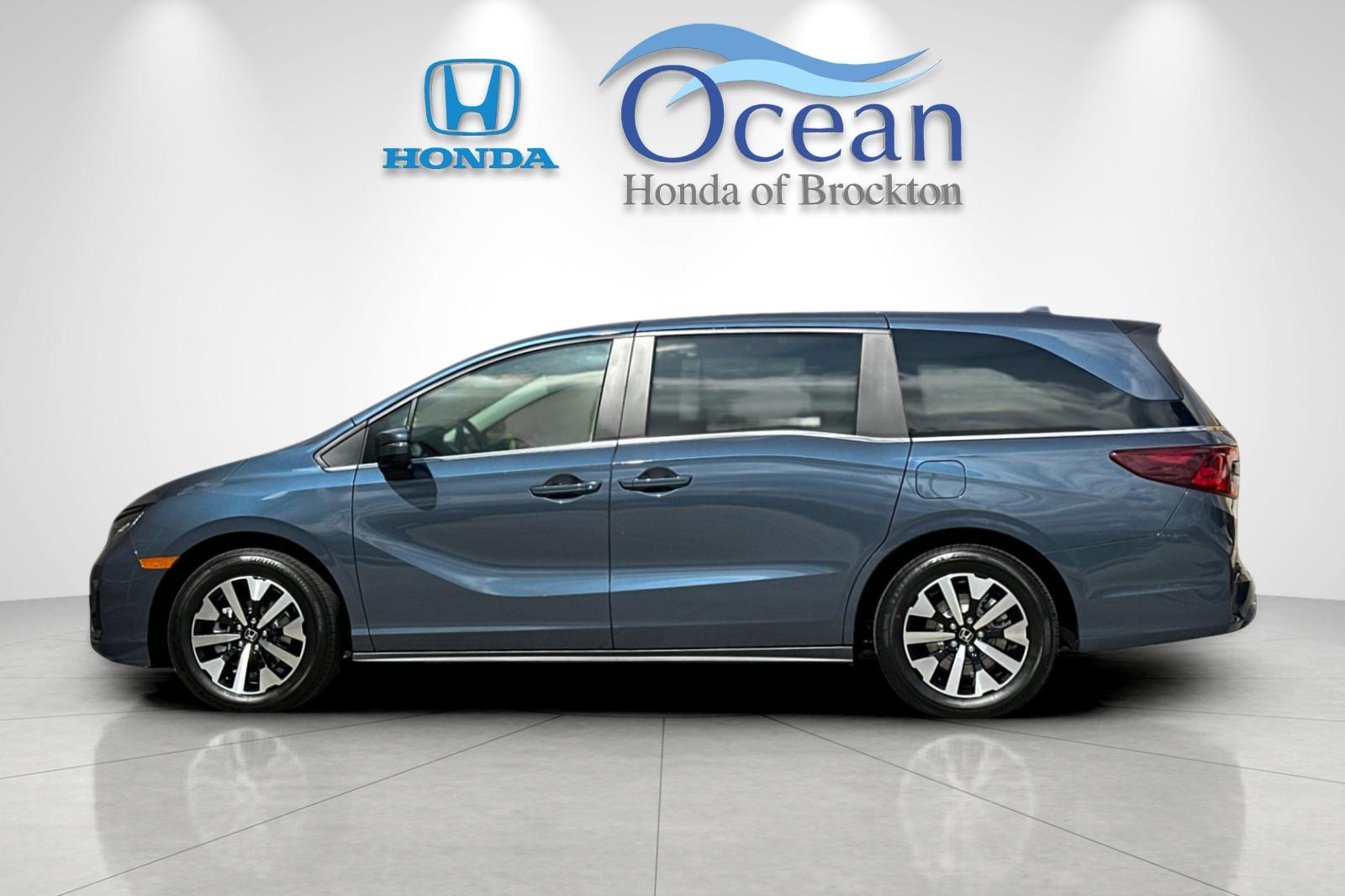 New 2026 Smoke Blue Pearl Honda EX-L image 2