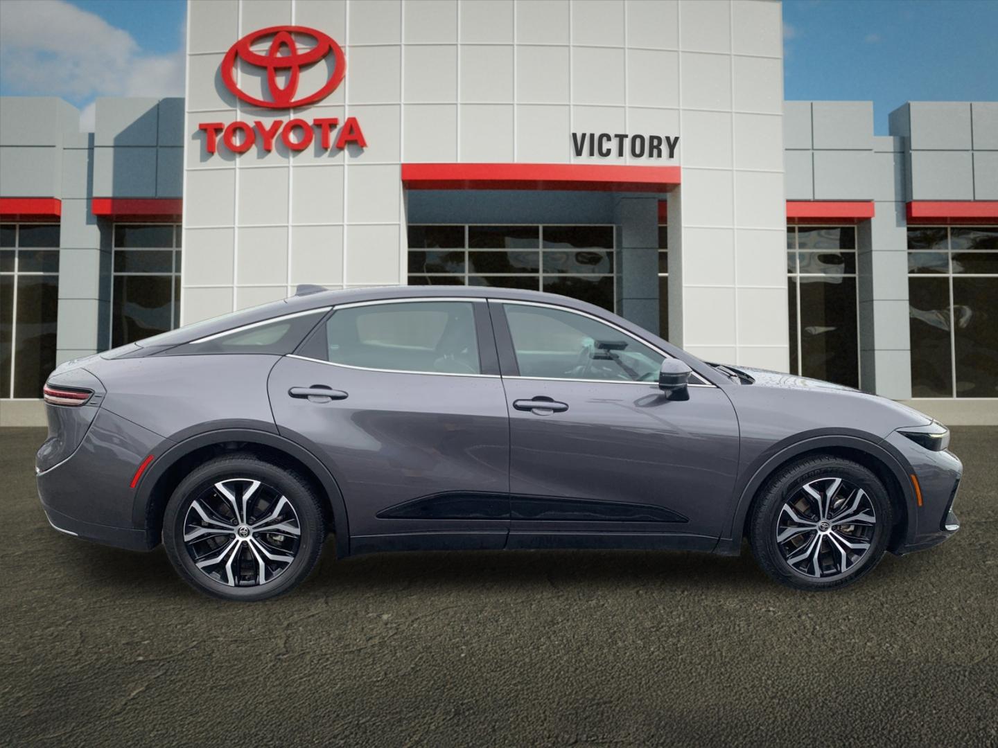 Used 2023 Gray Toyota XLE image 2