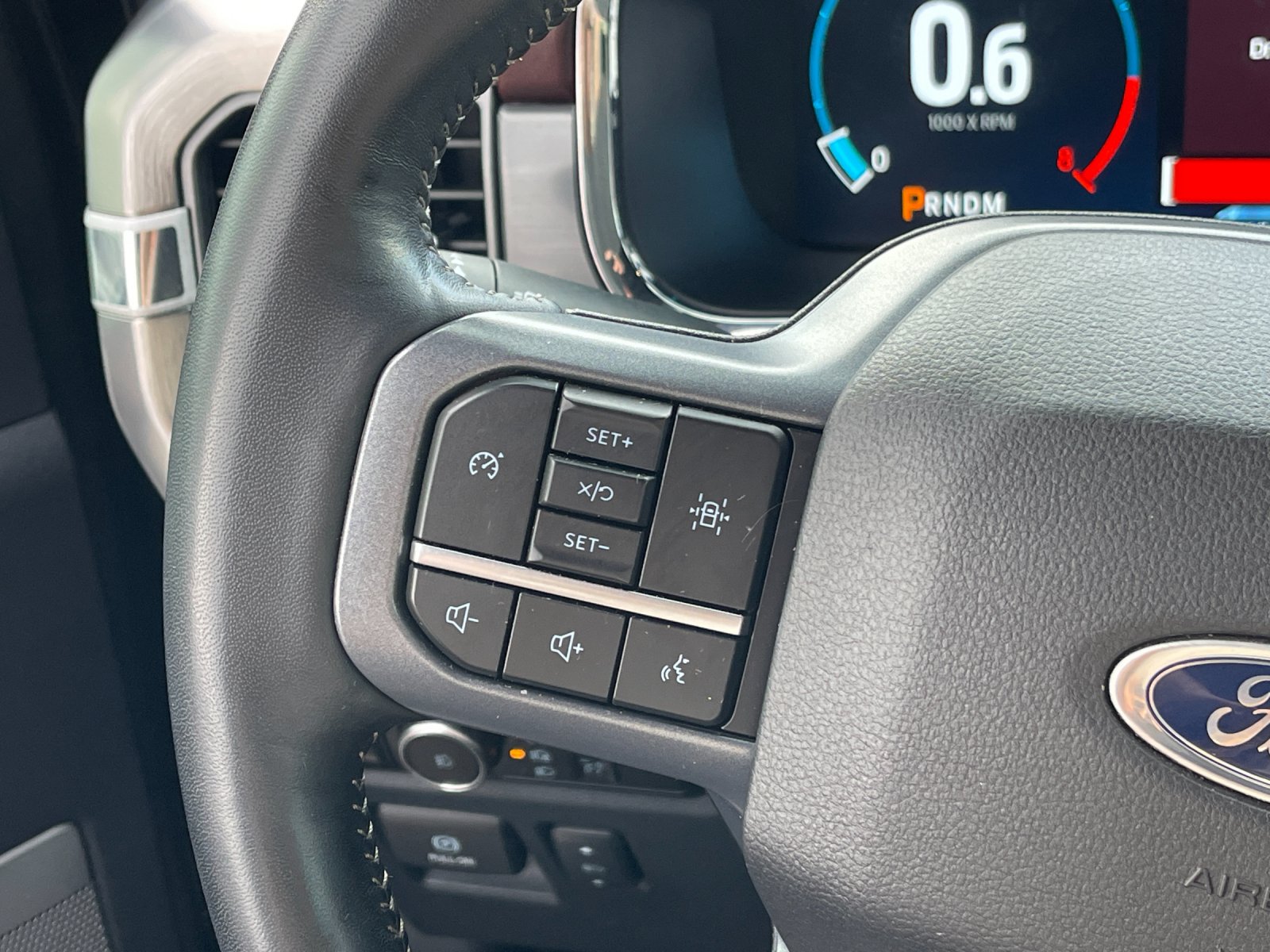 Used 2023 Gray Ford Lariat image 26