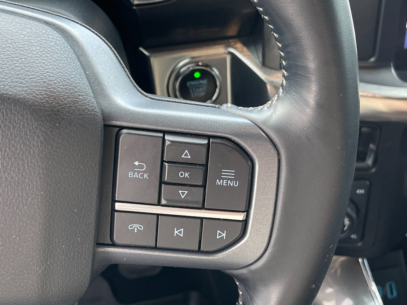 Used 2023 Gray Ford Lariat image 27