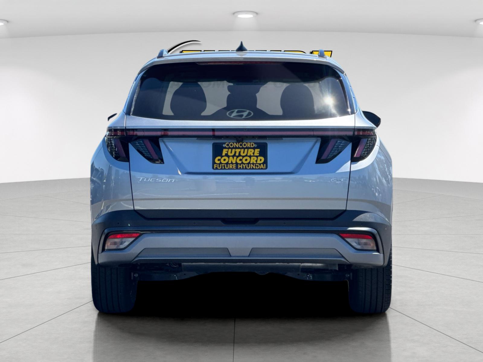 Used 2025 Silver Hyundai Limited image 4