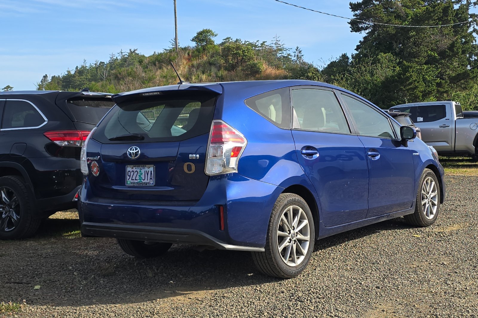 Used 2017 Blue Toyota Five image 5