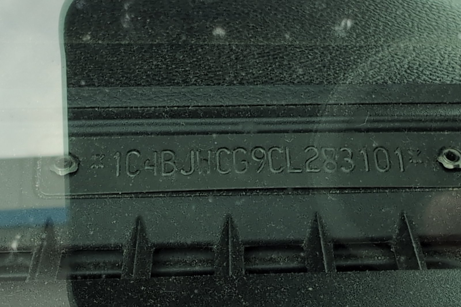 Used 2012 Black Jeep Rubicon image 13