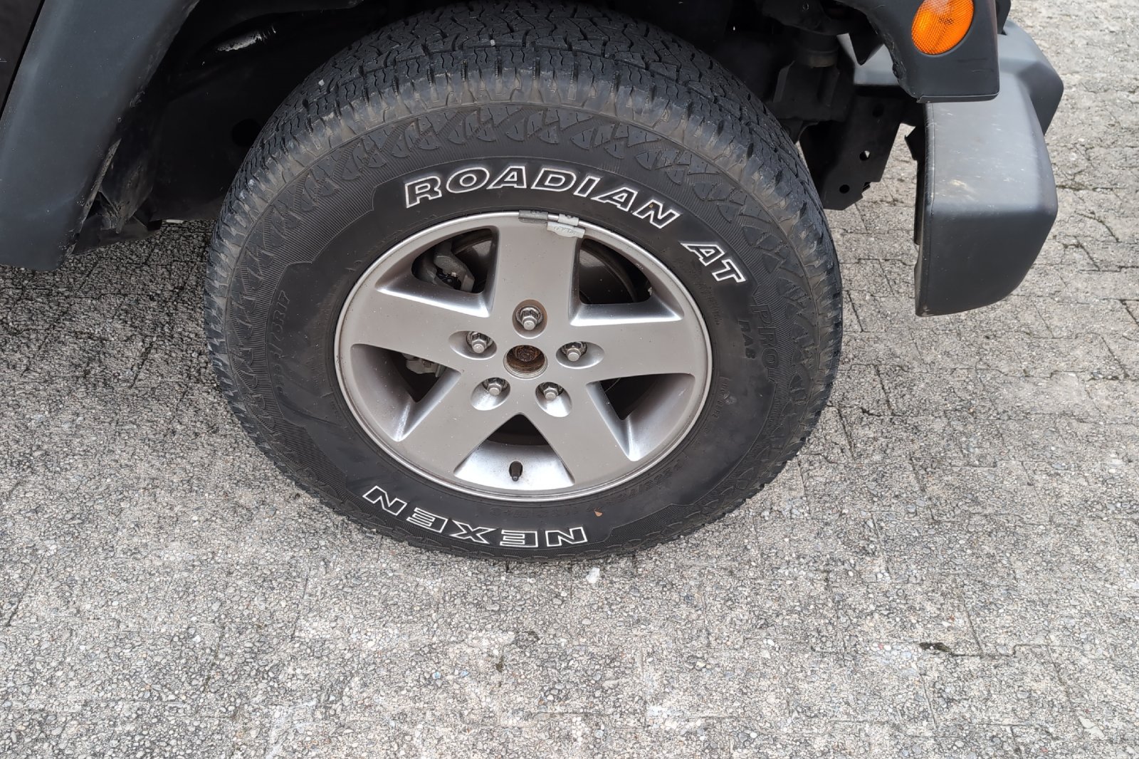 Used 2012 Black Jeep Rubicon image 4