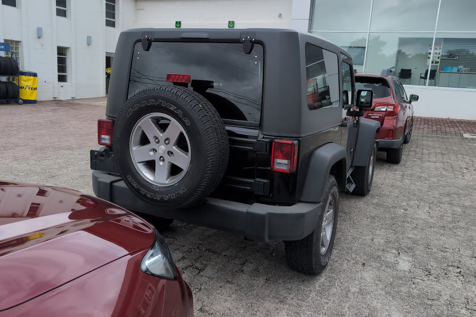 Used 2012 Black Jeep Rubicon image 6