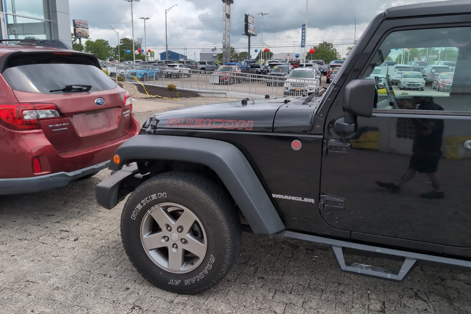 Used 2012 Black Jeep Rubicon image 11