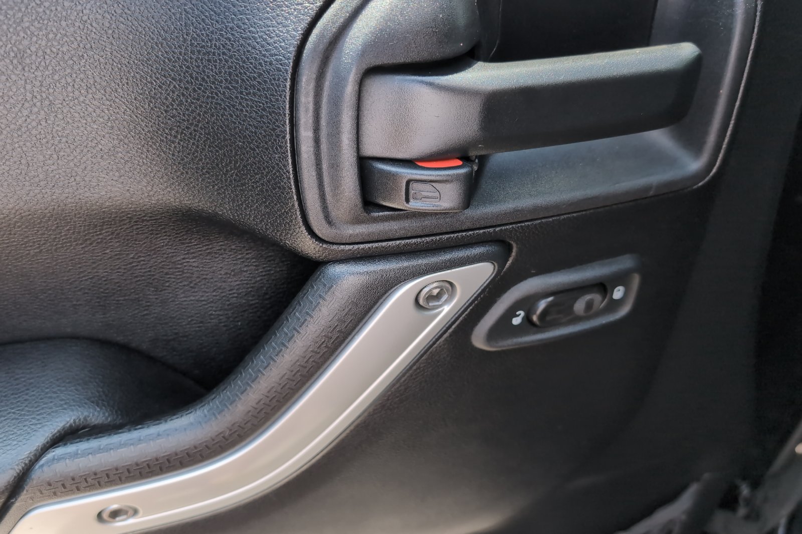 Used 2012 Black Jeep Rubicon image 7