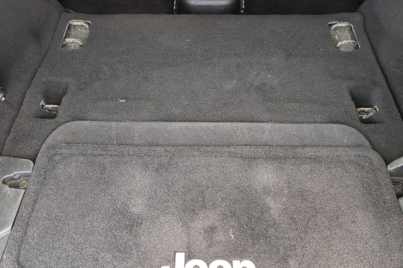 Used 2012 Black Jeep Rubicon image 12