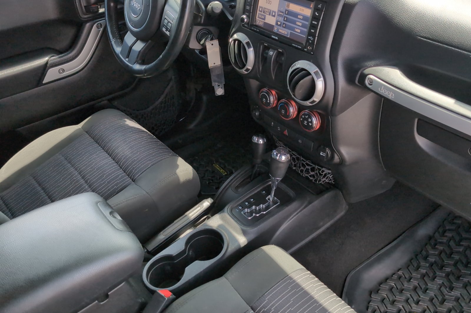 Used 2012 Black Jeep Rubicon image 14