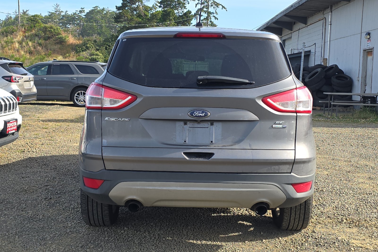 Used 2014 Gray Ford SE image 6