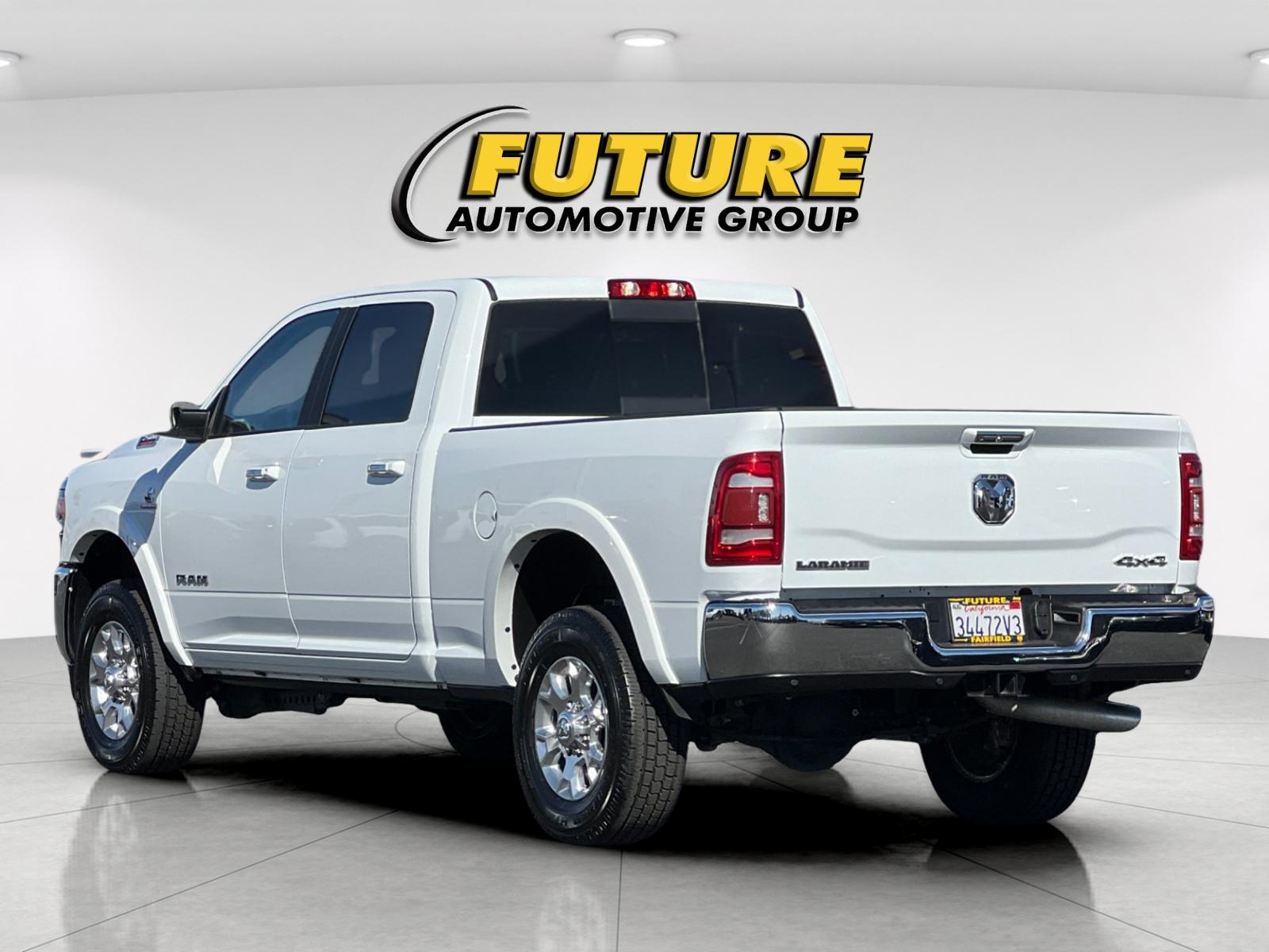 Used 2022 White Ram Laramie image 5