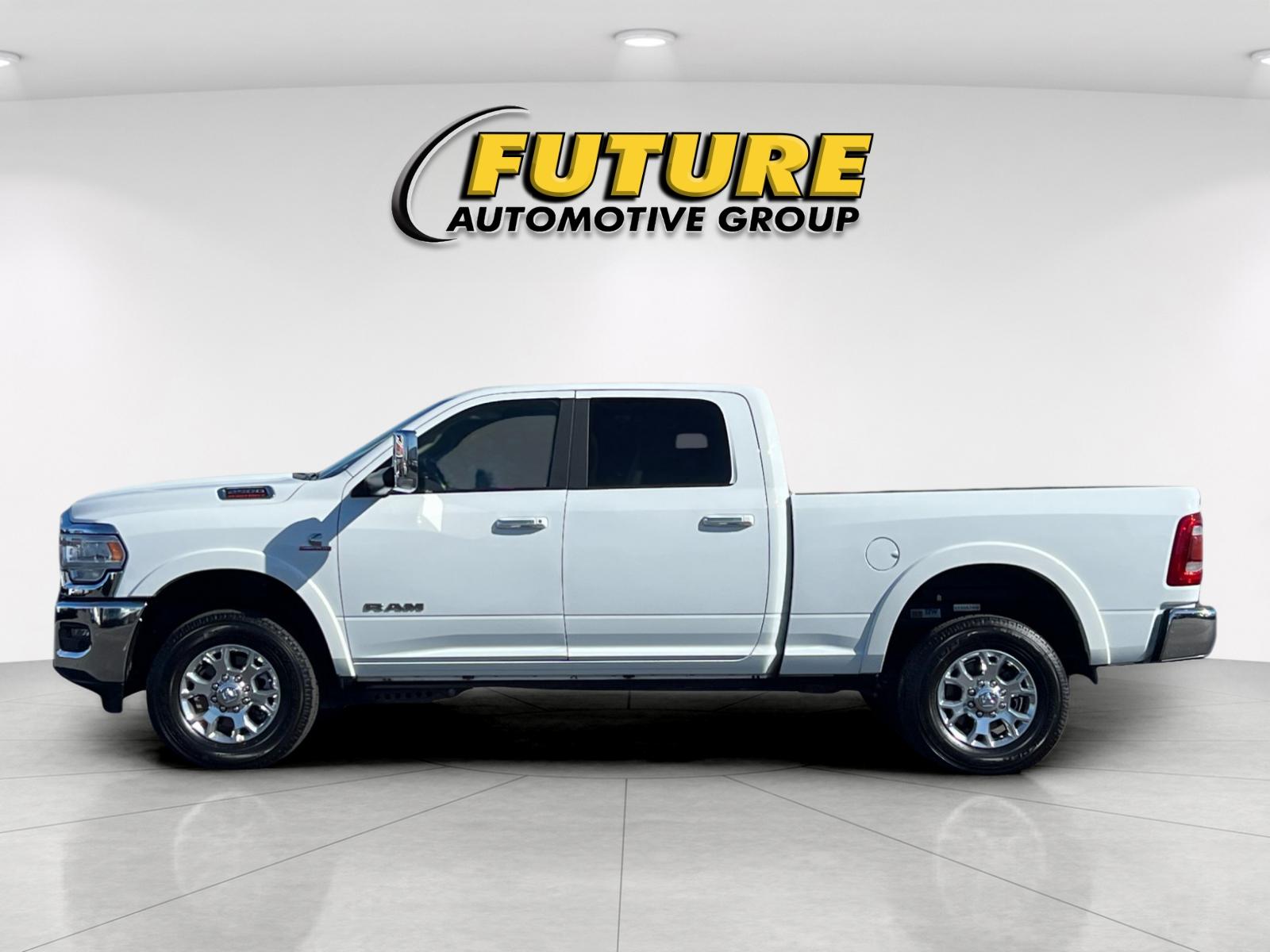 Used 2022 White Ram Laramie image 6