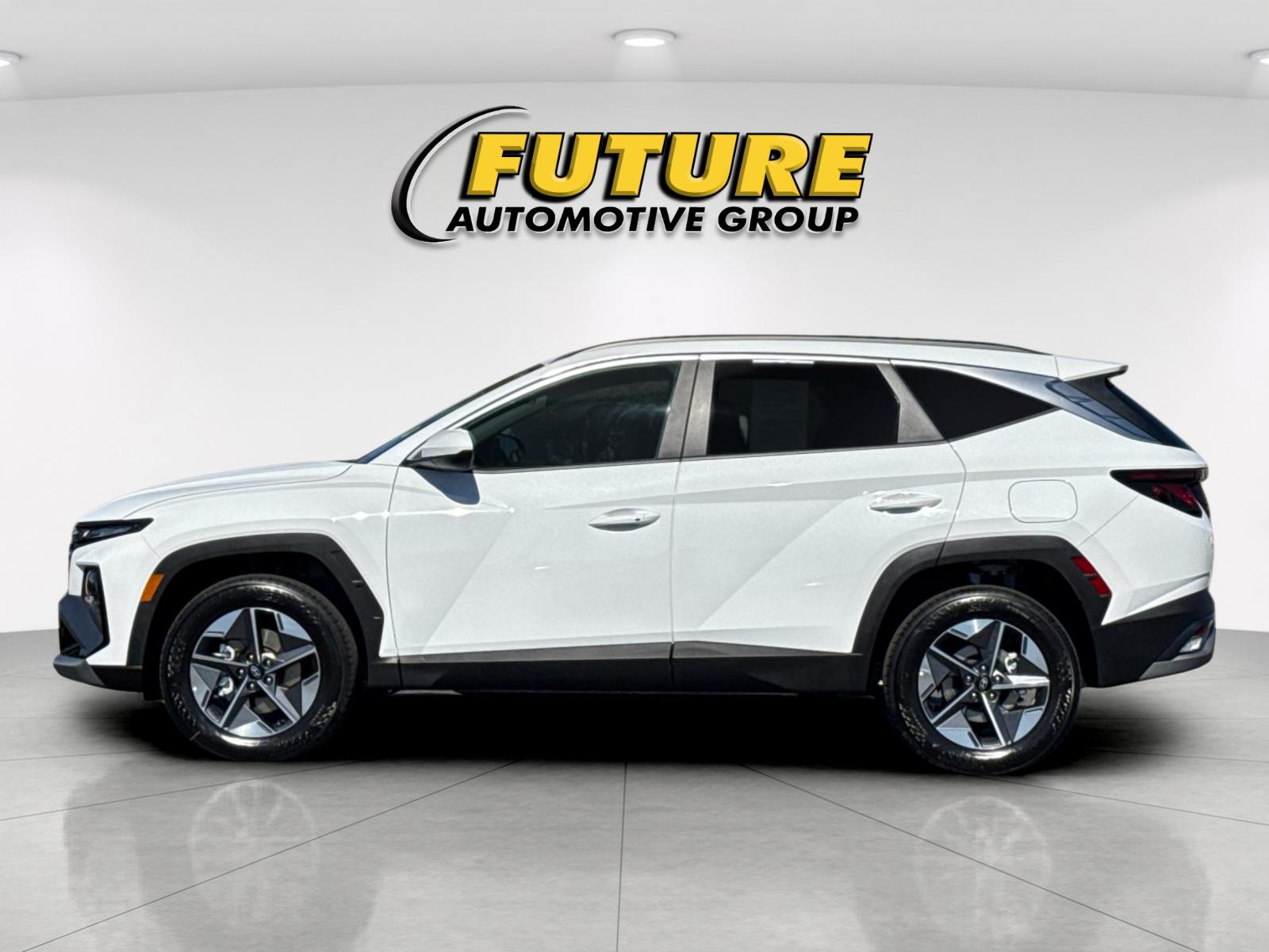 Used 2026 White Hyundai SEL image 6