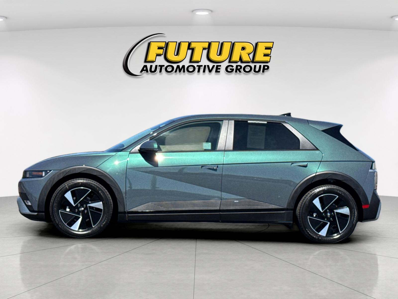 Used 2026 Green Hyundai SEL image 6