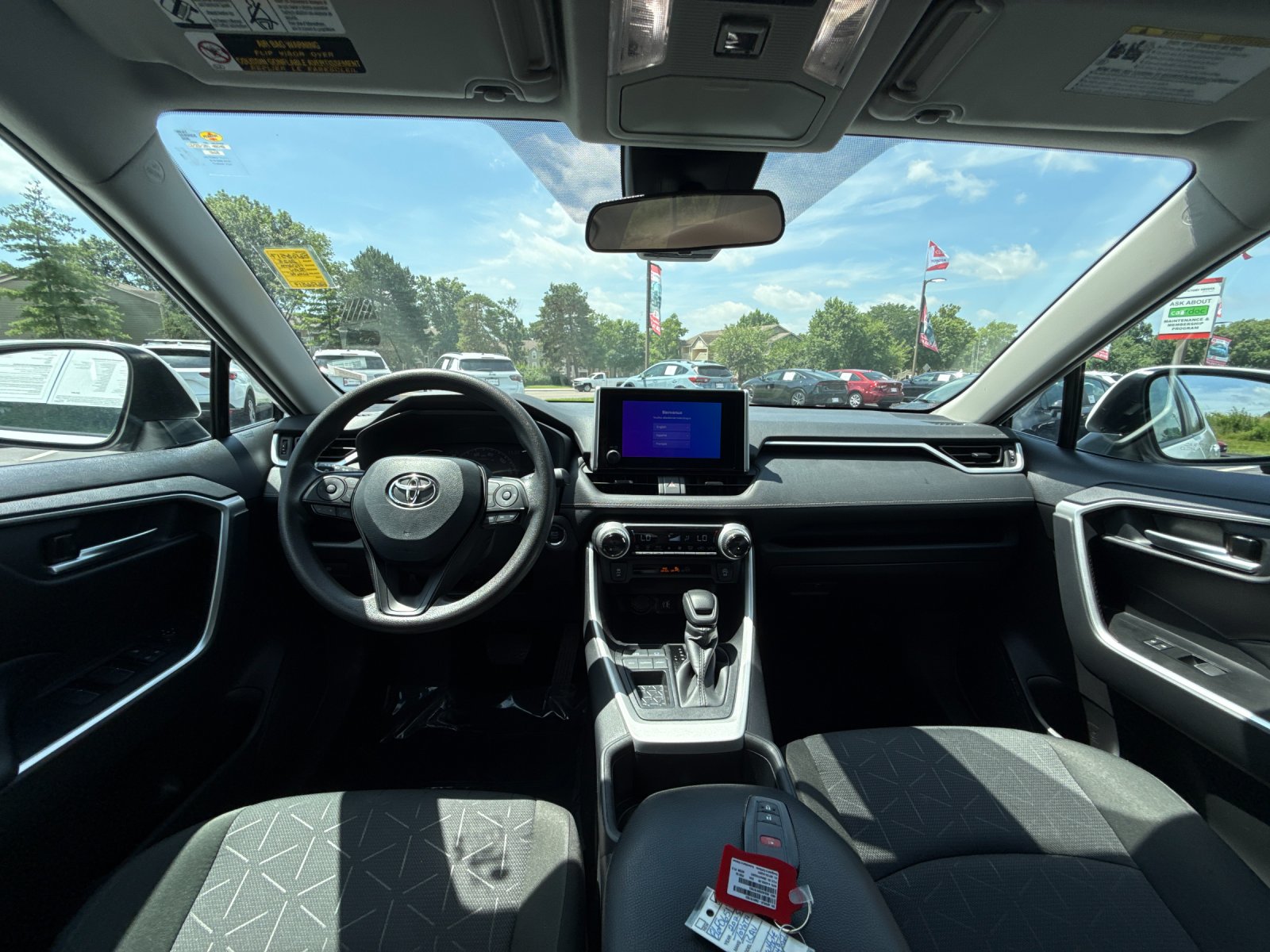 Used 2025 White Toyota XLE image 13