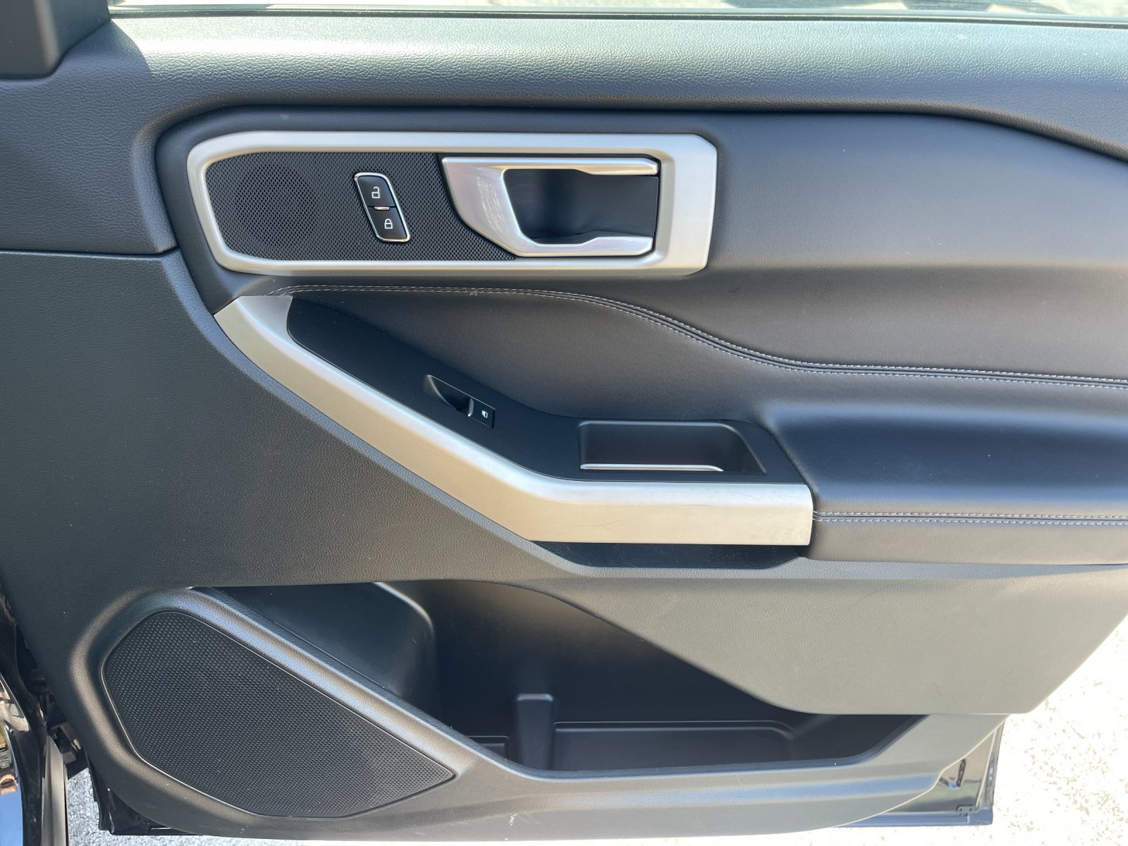 Used 2023 Black Ford XLT image 19