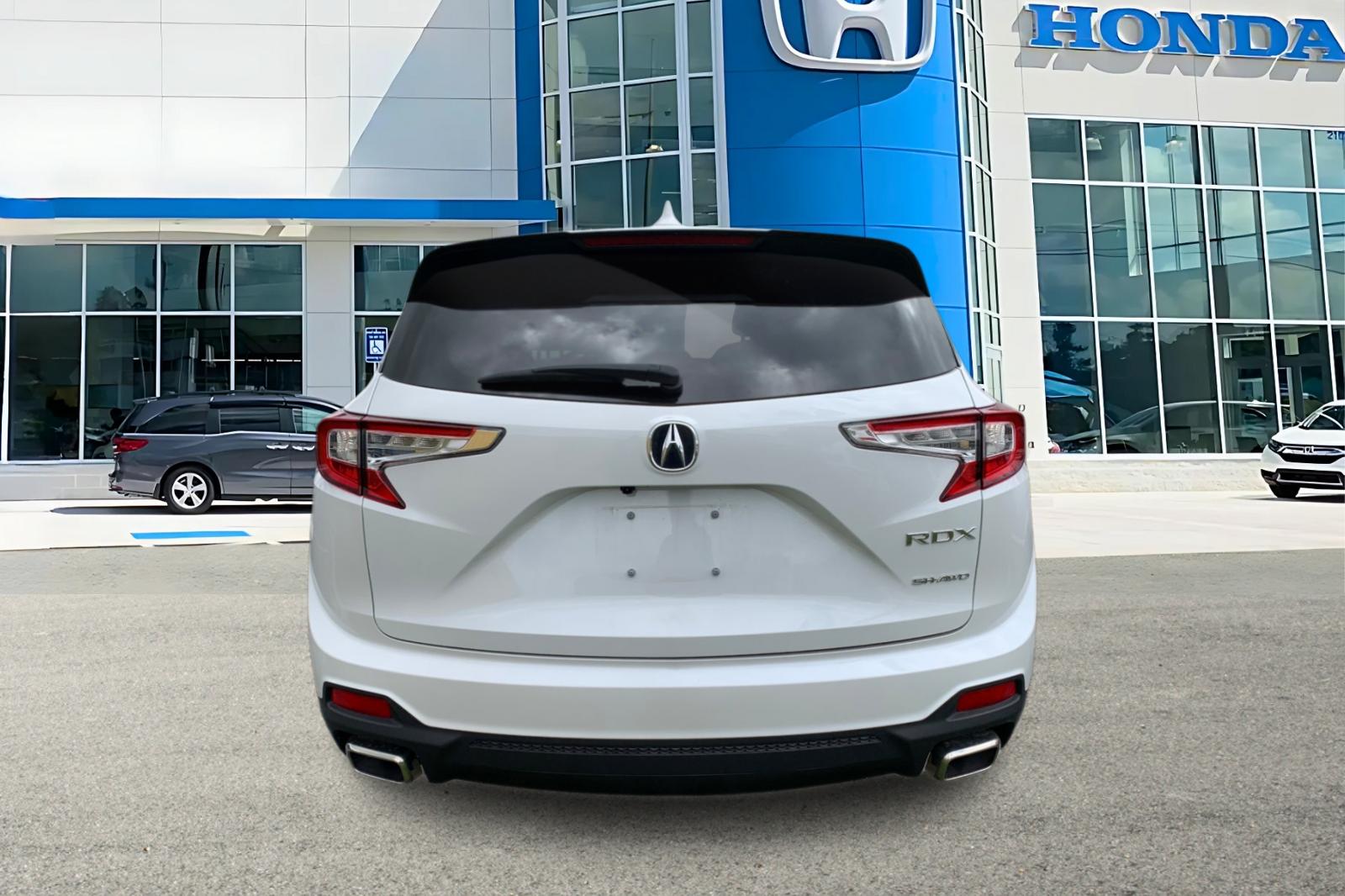 Used 2025 White Acura Base image 4